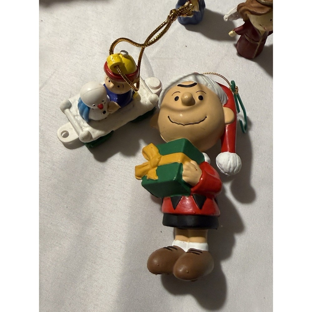 Lot of 12 Mixed Christmas Ornaments Decor Hallmark Disney Peanuts Midwest - Picture 3 of 14